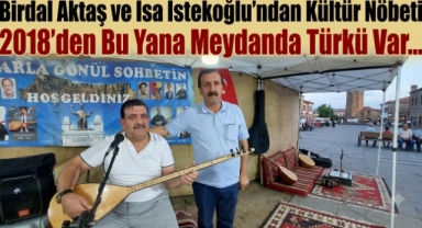 Küçükçekmece'de Her Akşam Türkü Şöleni: Anadolu Kültürü Meydanda Yaşatılıyor