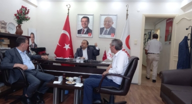 Siyasette Diyalog Rüzgârı! Küçükçekmece'nin Sorunları İçin Ortak Çözüm Arayışı 