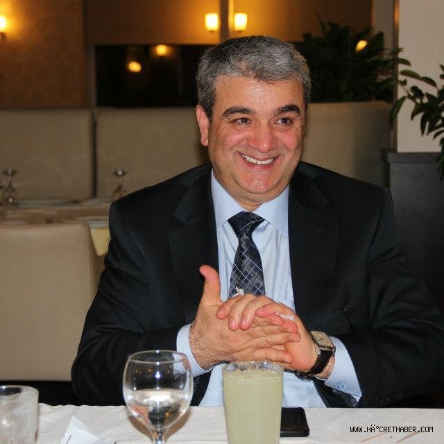 Başarıdan Başarıya Koşan Bir İşadamı Rafet Orhan
