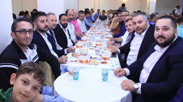 BİLGENÇ (Bilim İrfan Liyakat ve Gençlik) Derneği iftar yemeği verdi