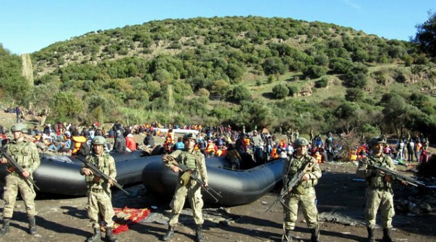 Ege’deki mülteci operasyonları artırıldı