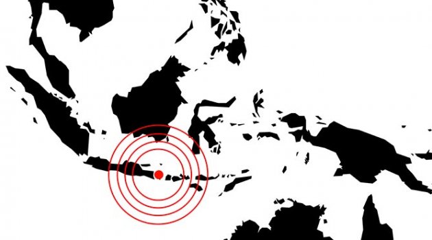 Endonezya’da 7.1 şiddetinde deprem