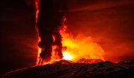 Etna yeniden faaliyete geçti