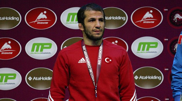 Mustafa Kaya'dan gümüş madalya