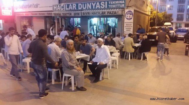Rizeliler küçükçekmece de iftarda buluştular