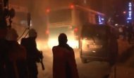 Seyir halindeki halk otobüsüne molotoflu saldırı!