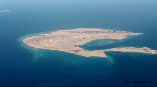 Sisi Mısır'ın Adalarını Suud'a Devrediyor