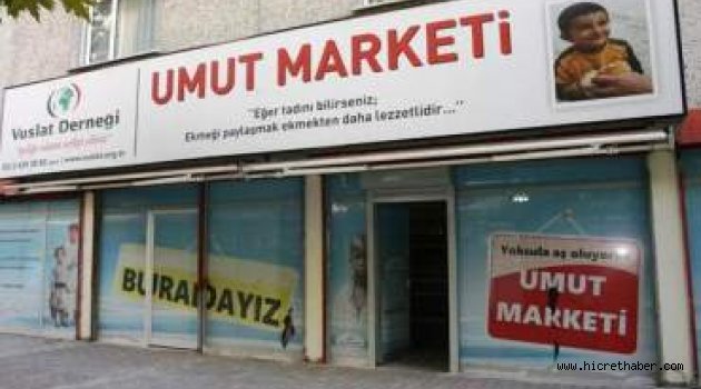 Vuslat fakire Umut dağıtıyor