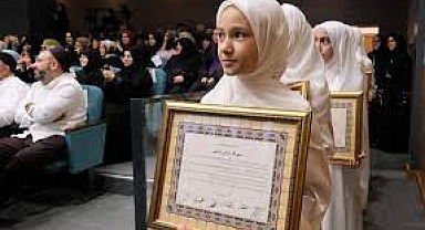 Yılların emeği meyve verdi, öğrenciler icazetle taçlandı