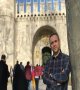 Orada çocuklar ölüyor burada insanlığımız